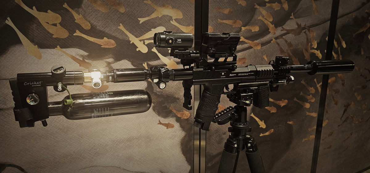 Universal Tactical Front Grip with Mag holder function