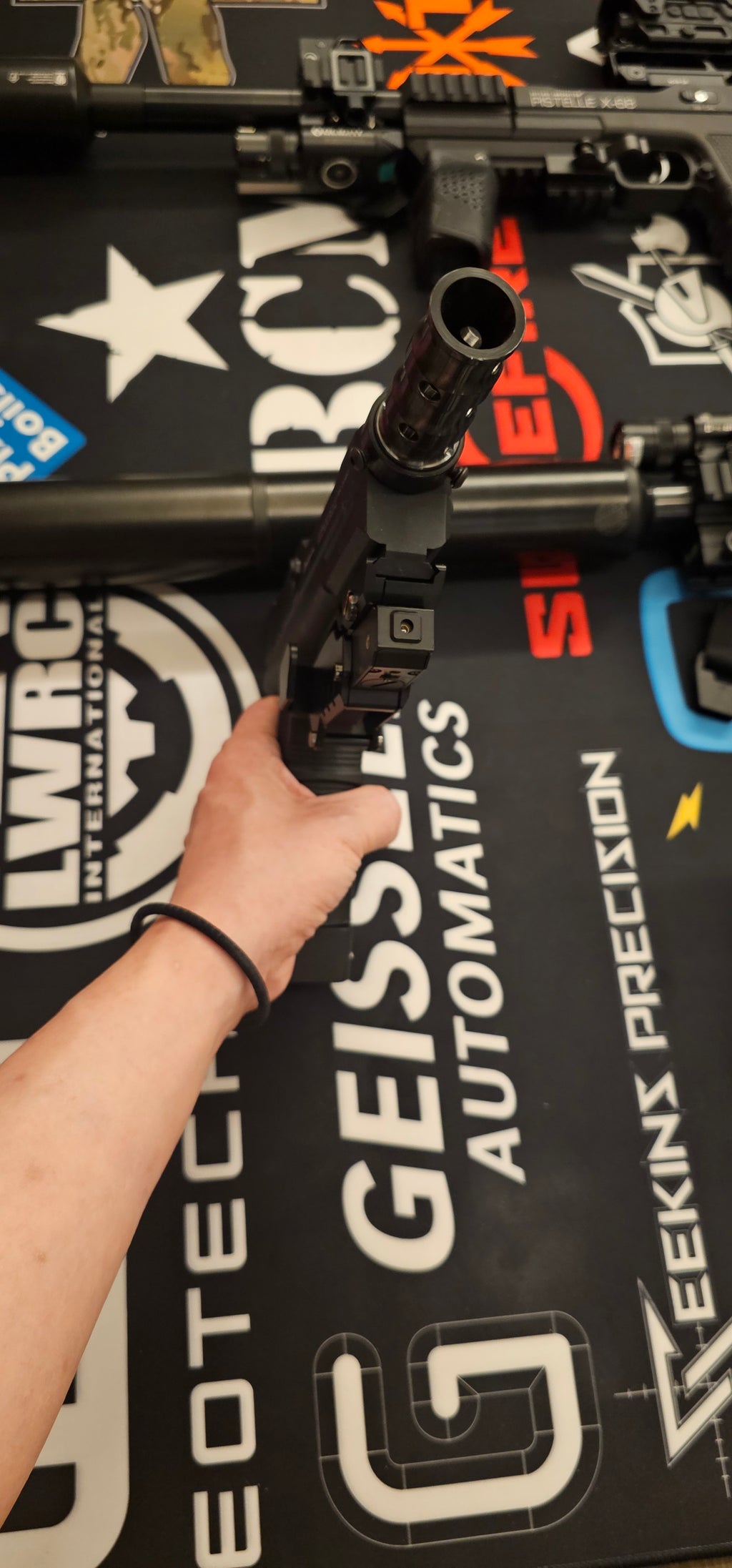 Universal Steel Muzzle Break (Combine with Muzzle Shroud could convert to a surpressor)