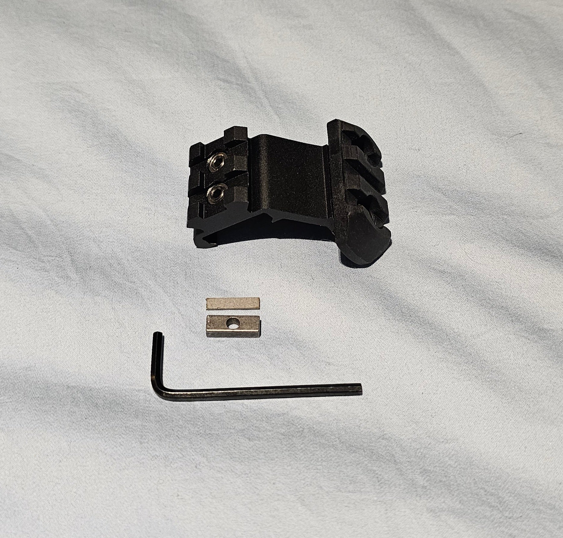 Holster System: Universal 90° Picatinny Rail Riser